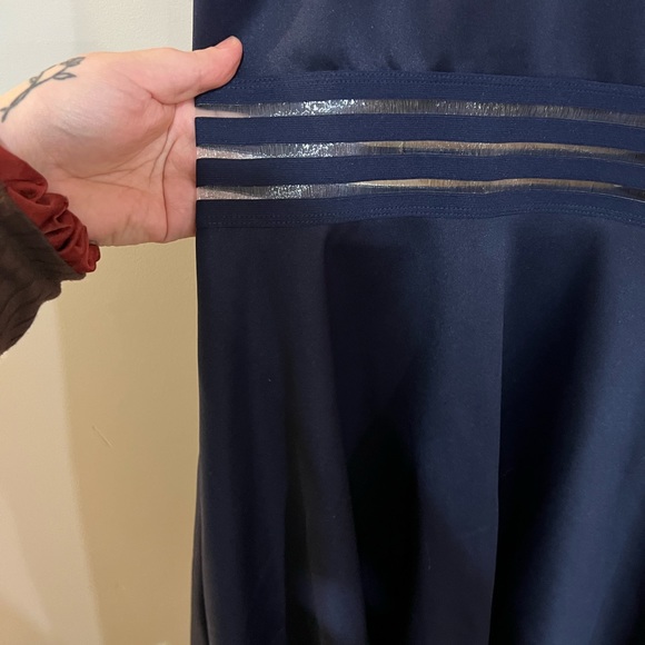 city triangles dress - Picture 12 of 12